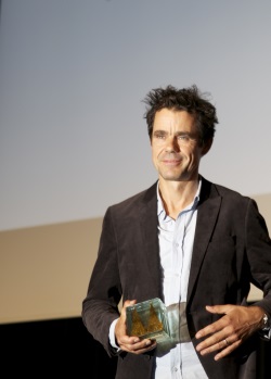 Tom Tykwer mit dem Hollywood Reporter Award (Quelle: Carolin Reinoldi)