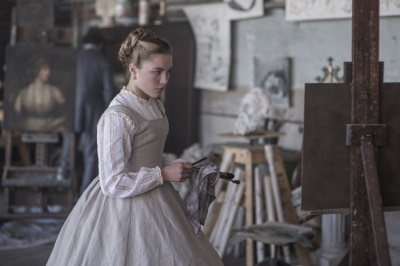 Amy träumt von einer Karriere als Malerin (© 2019 Sony Pictures Entertainment Deutschland GmbH)